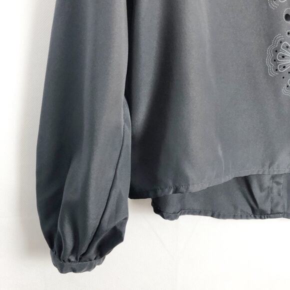 Xhilaration Bubble Sleeve Eyelet Scoop Neck Top Size S - Picture 7 of 11